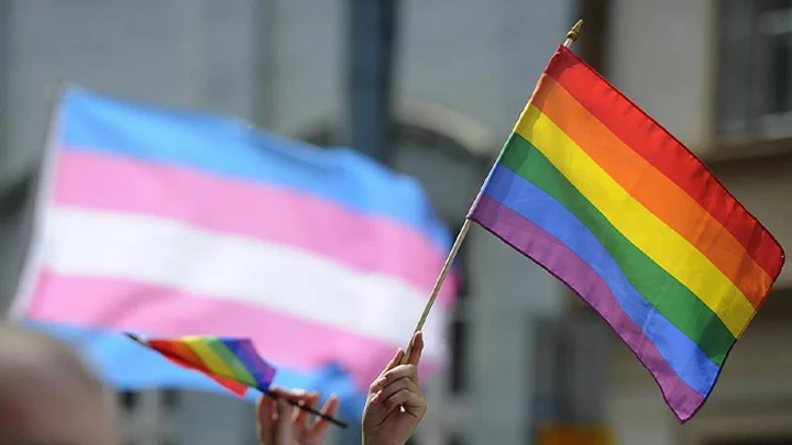 O que é ser travesti: desmitificando conceitos e promovendo inclusão